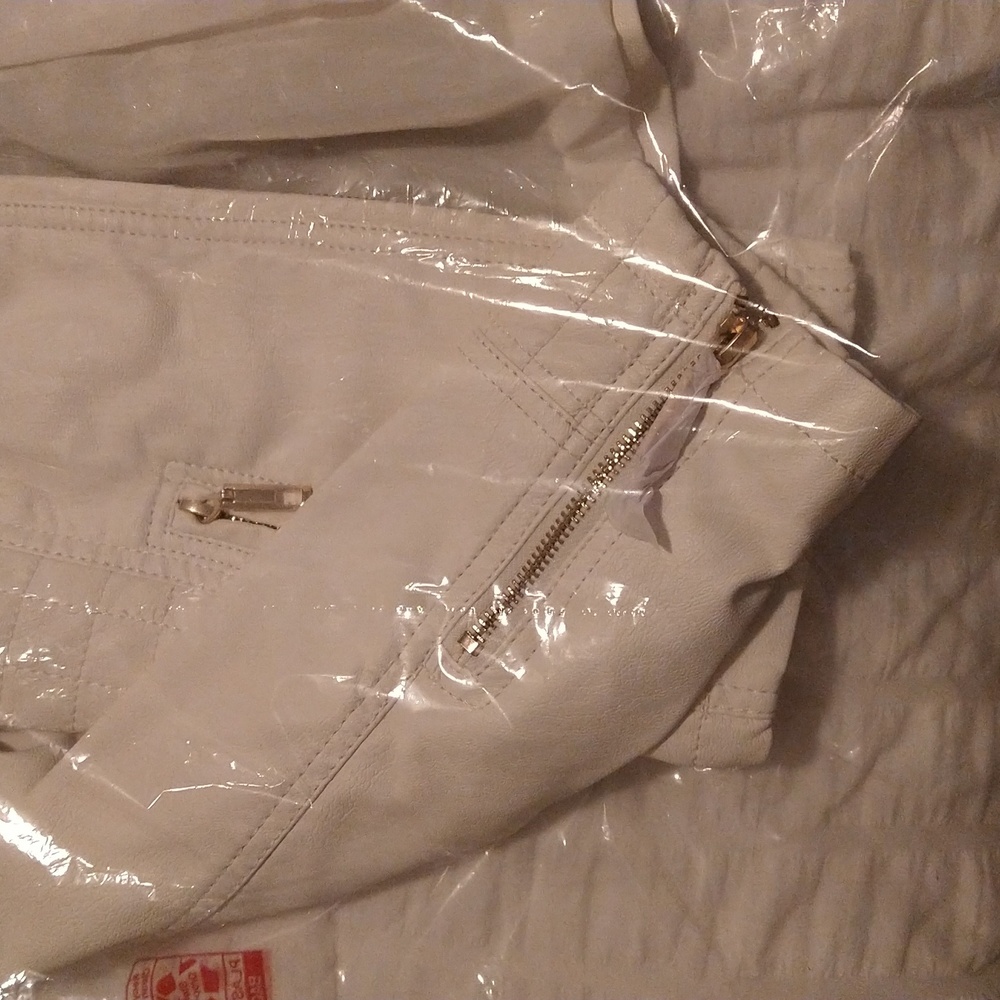 Jacket - Picture 2 of 16